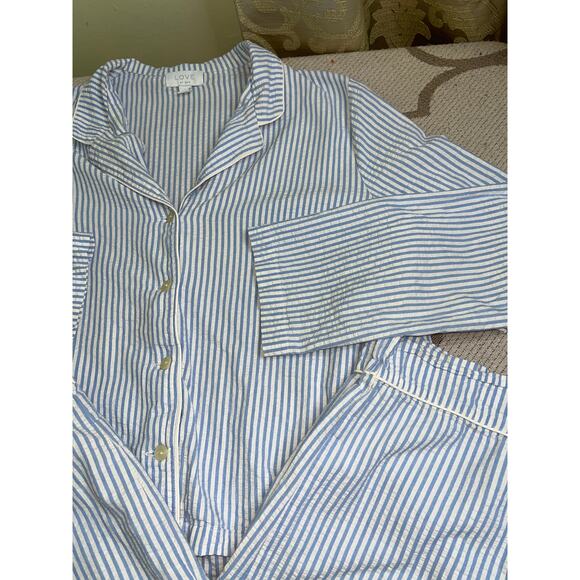 GAP blue white seersucker pajama set, poplin pant & sleep shirt, size large - Picture 13 of 14
